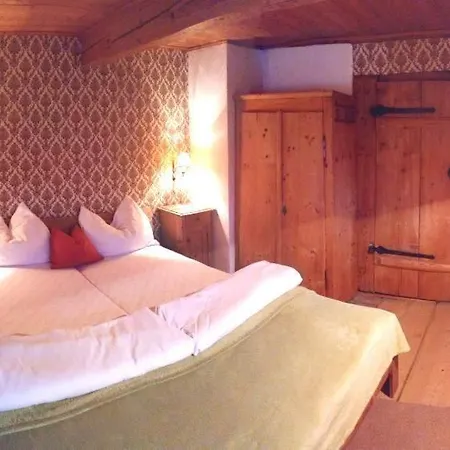 Semesterbostad Lindaubachguetl *